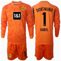 Camiseta Borussia Dortmund Gregor Kobel #1 Portero Tercera Equipación Replica 2024-25 para niños mangas largas (+ Pantalones cortos)